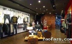 最新潮个性的Loft风情服装店铺装修效果图